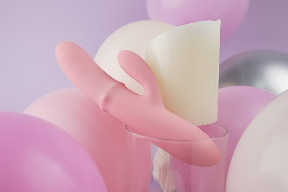 SVAKOM - Mora Neo 滾珠智能兔子按摩棒 - Peach Pink