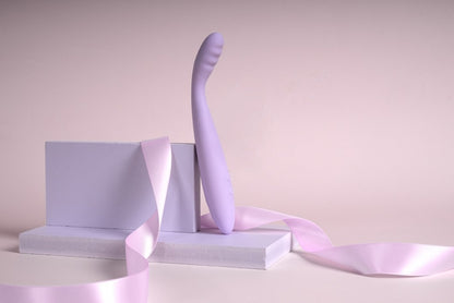 SVAKOM - Cici 2 幼身可彎曲陰蒂/G點智能按摩棒 - 淺紫色